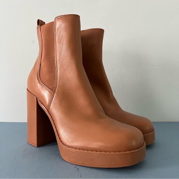Gianni Bini Ah-Mazed Caramel Brown Leather Block Heel Platform Chelsea Boots - Picture 2 of 8